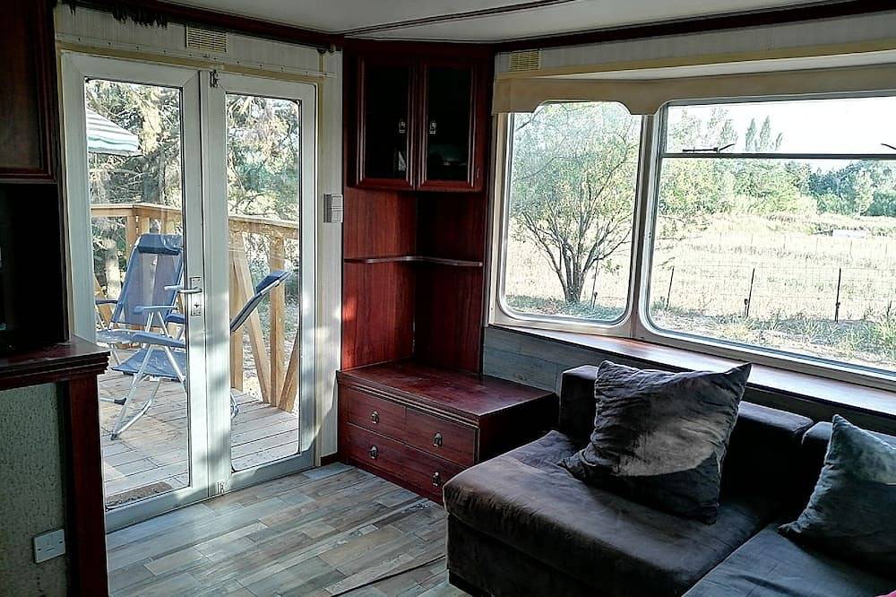 Mobil Home 27 M2 + Terrace 4 to 6 pers. in private property in Béziers, Côte d'Améthyste