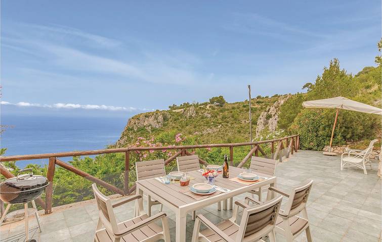 Ferienhaus für 7 Personen, mit Terrasse in Sperlonga