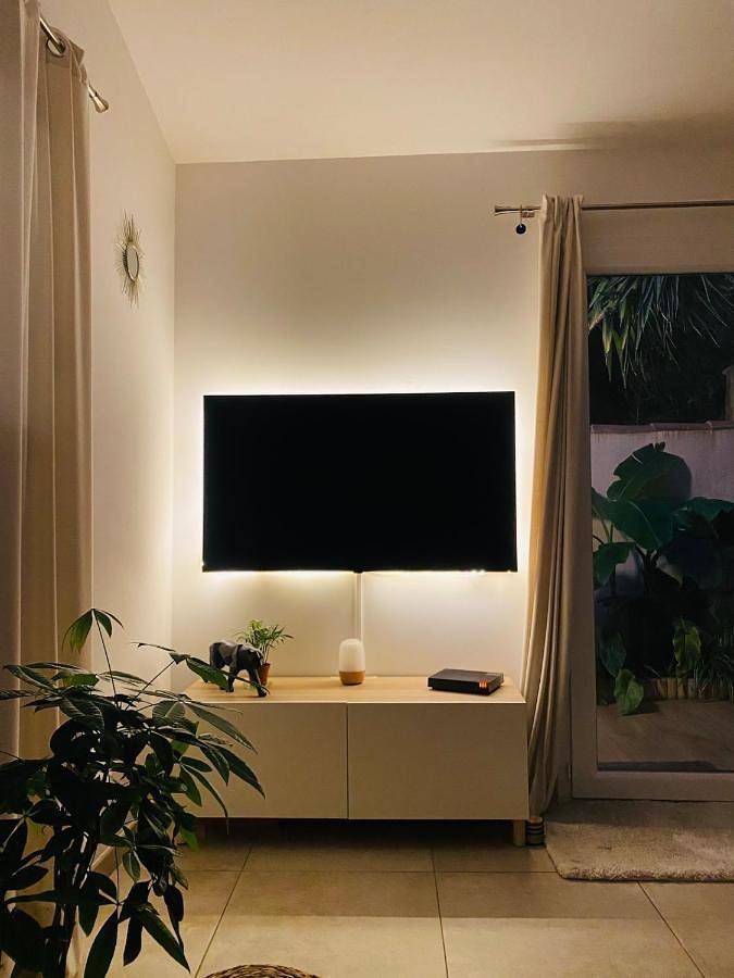 Appartement entier, One-Bedroom Apartment in Lançon-Provence, Côte méditerranéenne (France)
