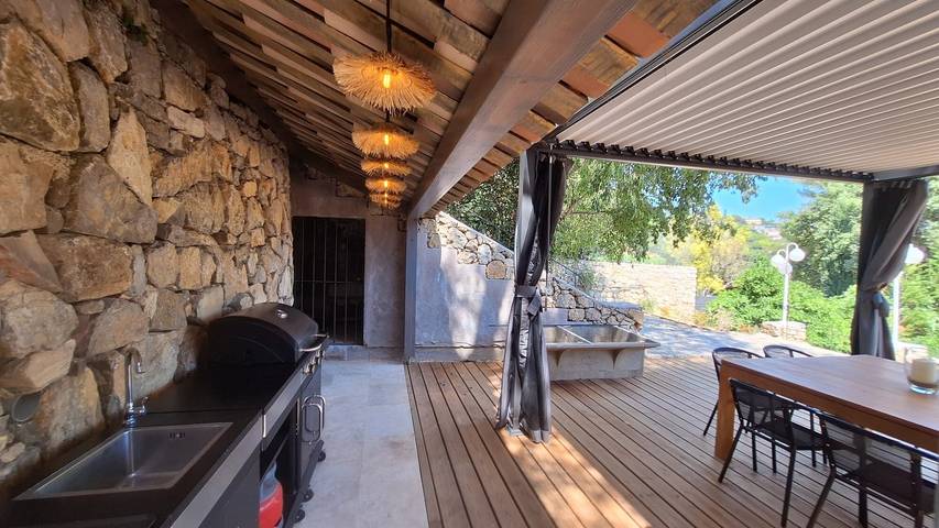 Mas Pibonson con piscina privada, Wi-Fi y aire acondicionado in Mougins, Costa mediterránea (Francia)