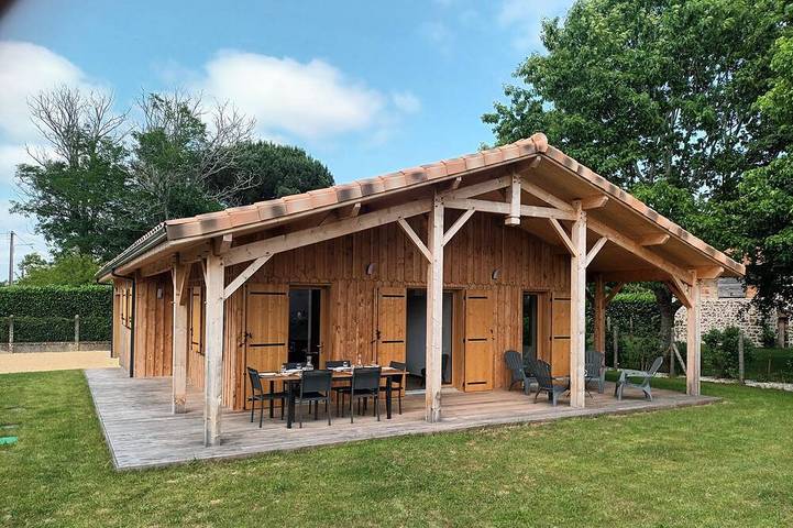 Ferienhaus für 6 Personen, mit Garten und Whirlpool sowie Terrasse, mit Haustier - 1