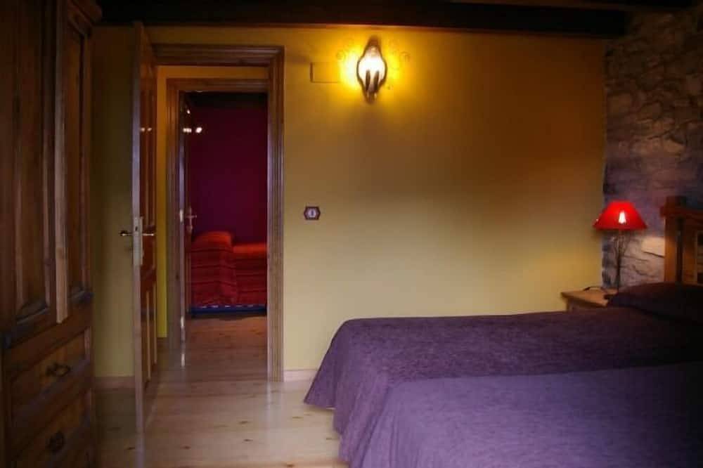 Casa L´Englata para 12 personas in Castiello de Jaca, Pirineos