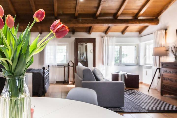 Bed and breakfast per 6 persone, con piscina e panorama nonché giardino, con animali domestici - 1