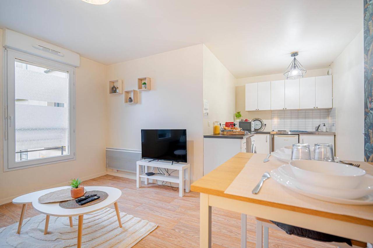 Appartement entier, One-Bedroom Apartment in Taverny (Val-d'Oise), Val-d'Oise