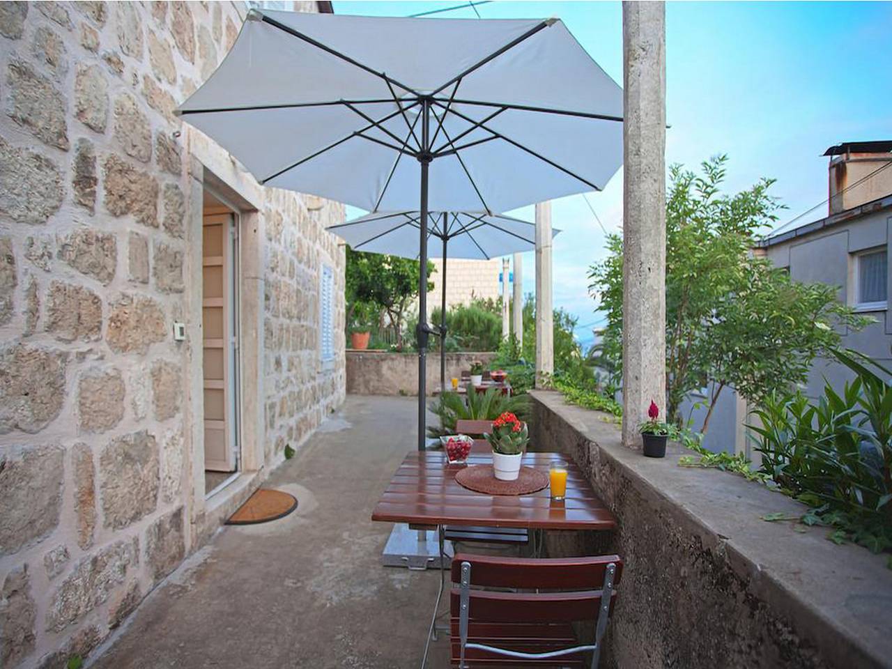 Entire apartment, Apartments Maro & Baro - One bedroom apartment with Terrace in Dubrovnik, Grad Dubrovnik