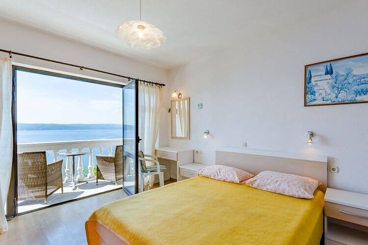 Ganze Wohnung, Villa Kosa - Studio Apartment with Balcony and Sea View in Brela, Makarska Riviera