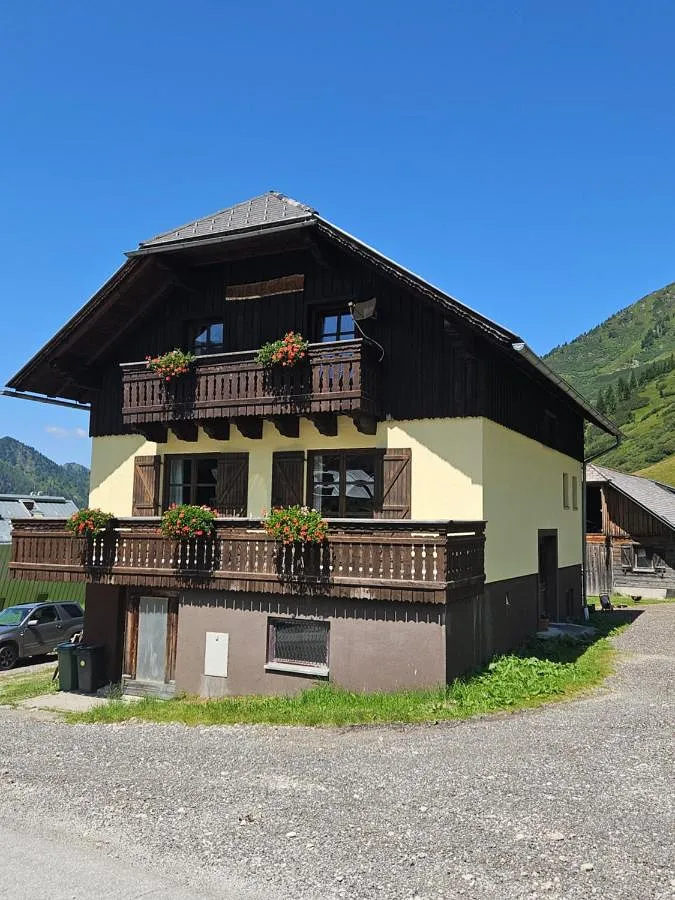 Ferienwohnung für 6 Personen, mit Garten und Ausblick - 1