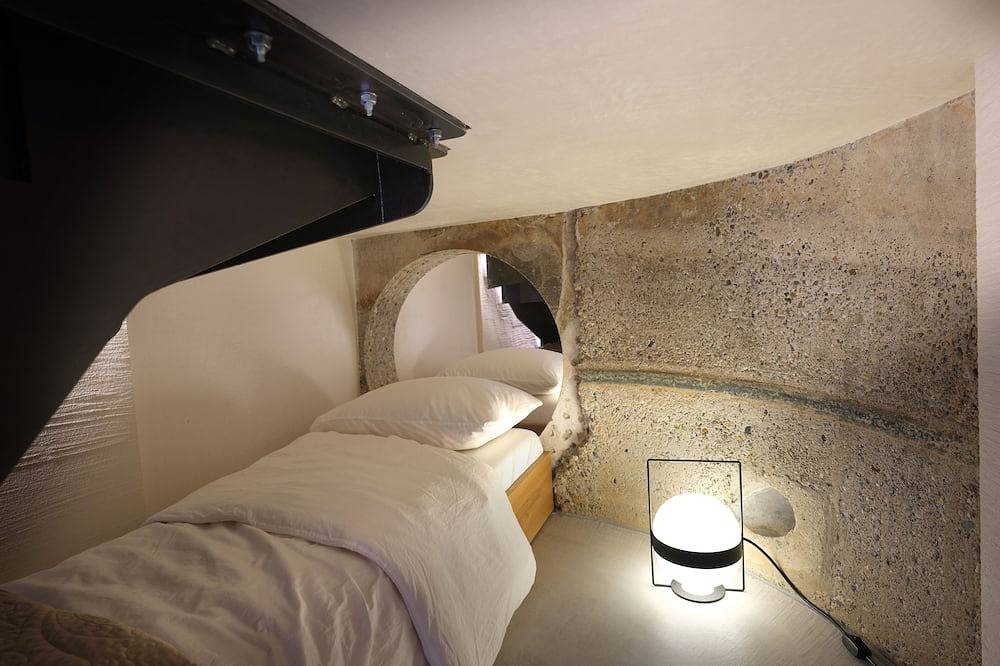 Appartamento intero, Stay overnight in a former sludge pumping station in Amsterdam near the city center in Amsterdam Oost, Costa Olandese