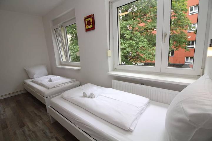 Ferienwohnung für 9 Personen in Mariendorf Berlin - 4