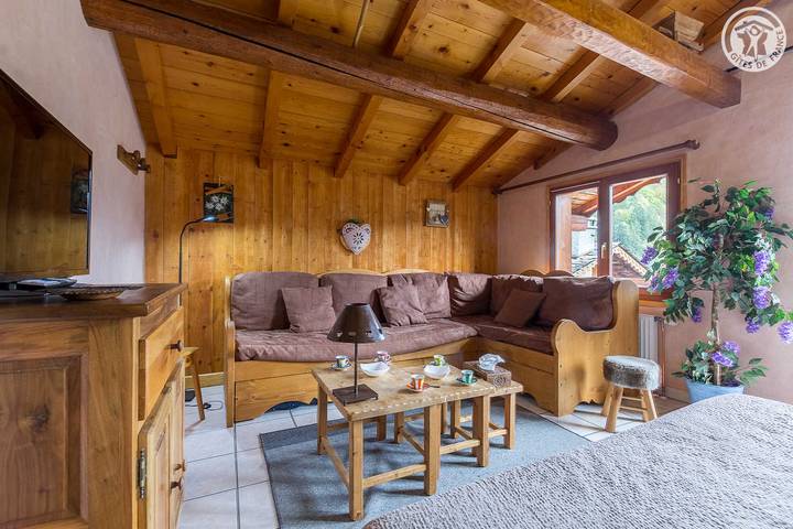 Gîte pour 10 personnes, avec balcon dans Les Trois Vallées - 2