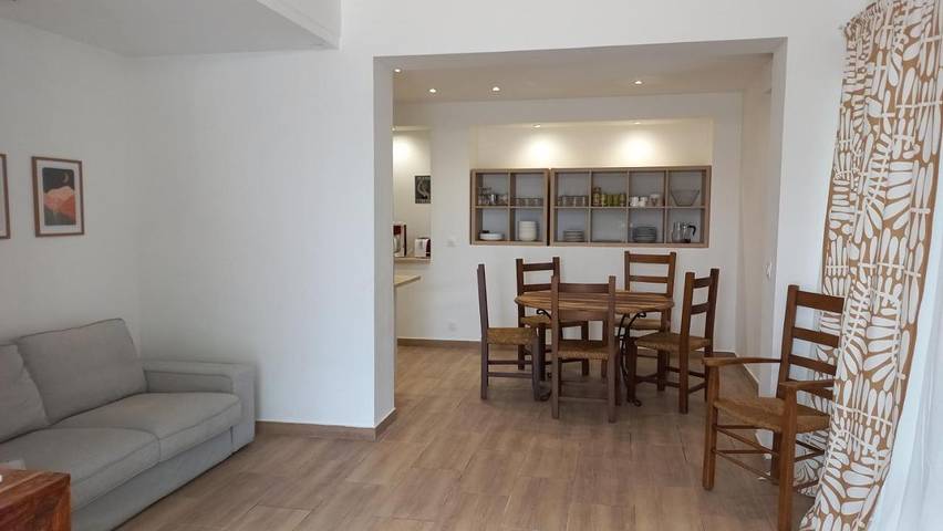 Gîte pour 5 personnes, avec terrasse à Montbazin - 4