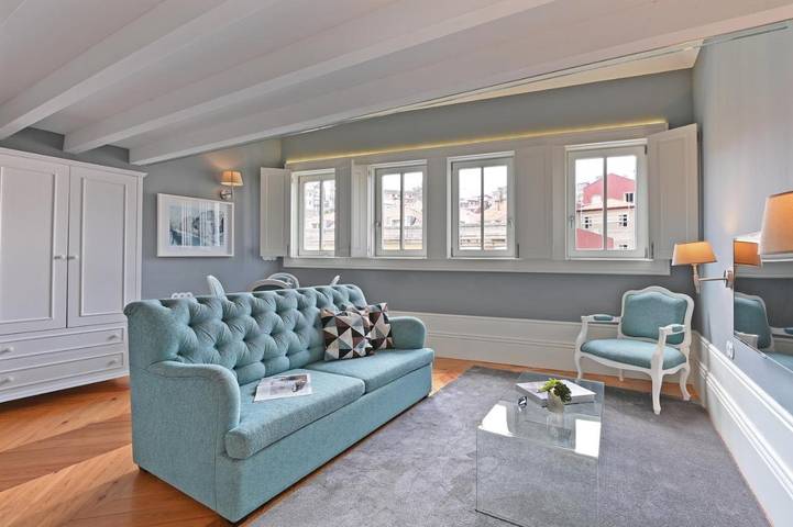 BnB für 5 Personen, mit Balkon und Ausblick in Porto