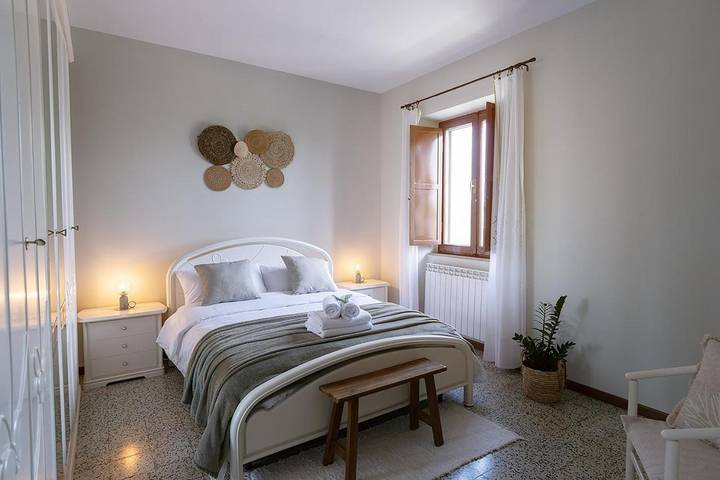 Casa vacanza per 6 persone, con Balcone e Terrazza nonché Giardino e Panorama a Corridonia