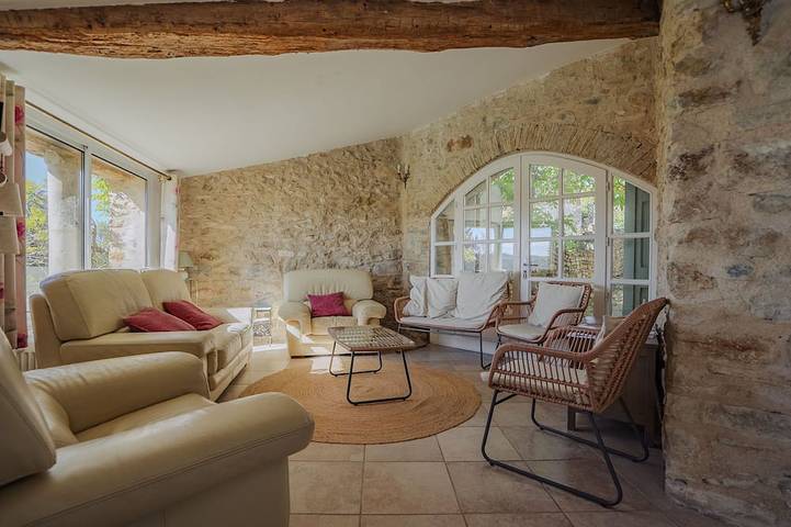 Gîte pour 10 personnes, avec jardin à Ongles - 2