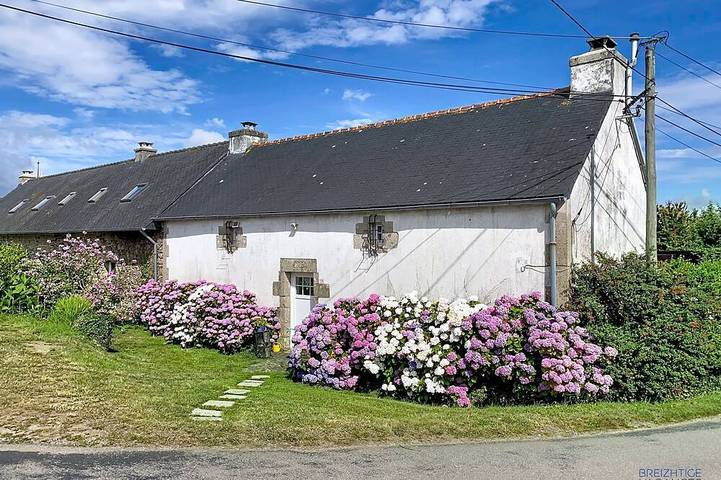 Location de vacances pour 6 personnes, avec jardin à Argol