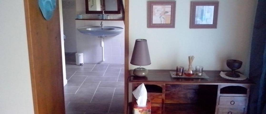 Location de vacances pour 2 personnes, avec vue et jardin à Sengouagnet - 3