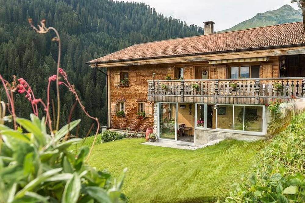 Ganze Wohnung, Ferienwohnung Tola in St. Antönien, Rätikon Gebirgsgruppe