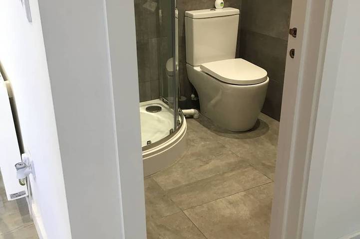 Appartement entier, Appartement 1 Chambre De Luxe Avec Jardin - 2 Min De Marche À River - Amis Des Chiens in Bournemouth, Angleterre du Sud-Ouest