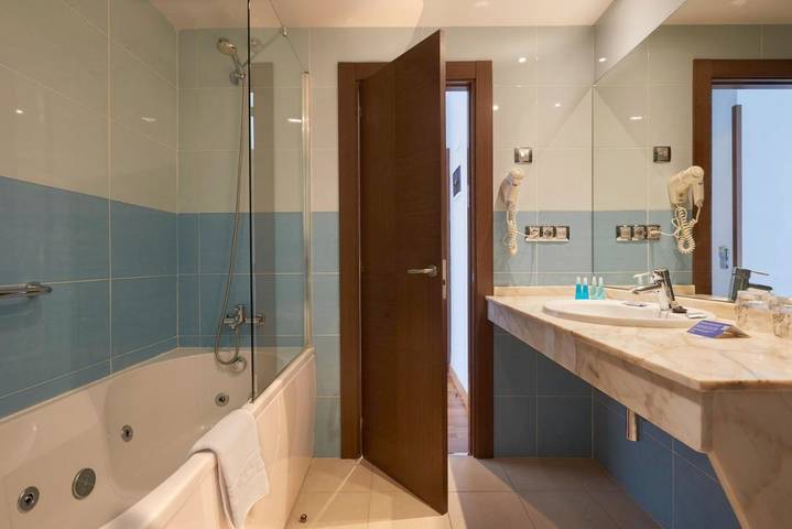 Hôtel pour 10 personnes, animaux acceptés à Avilés - 4