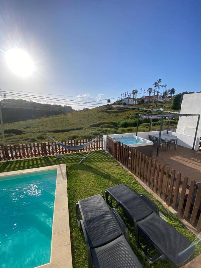 Maison d’hôte pour 10 personnes, avec jacuzzi ainsi que jardin et piscine à Ericeira - 3