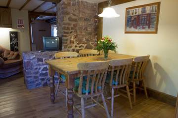 Holiday Home for 18 People in Timberscombe, Exmoor, Photo 4