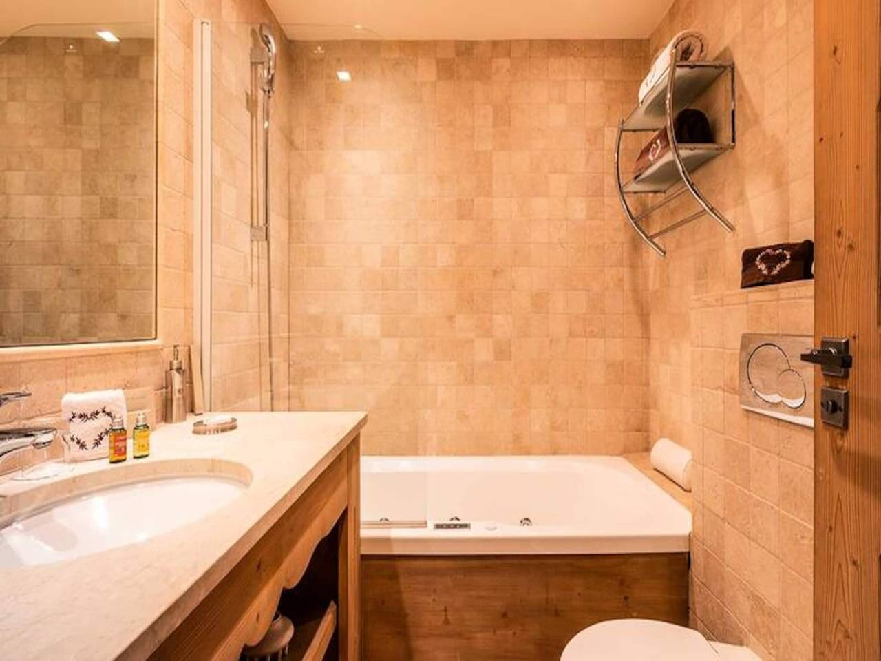 Appartement entier, Courchevel 1850 - 6 personnes - centre station in Courchevel 1850, Saint-Bon-Tarentaise