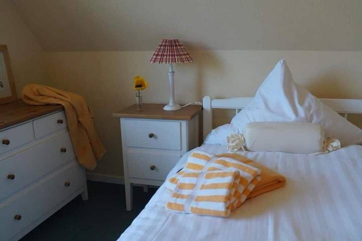 Ferienhaus für 5 Personen, mit Terrasse und Garten in Lancken-Granitz - 4