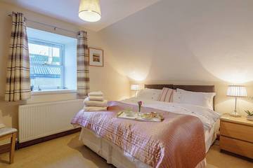 Cottage for 2 People in Lowlands, Renfrewshire, Photo 1