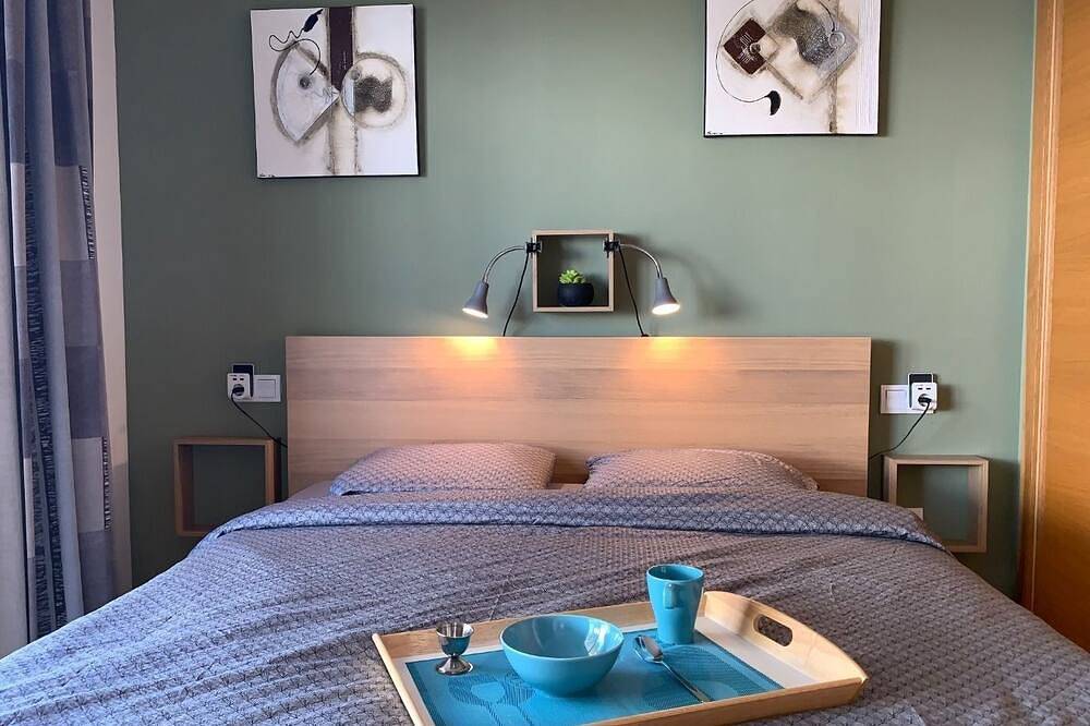 Entire apartment, A fresh modern apartment on a lovely garden with a shared pool in Condado de Alhama, Alhama de Murcia