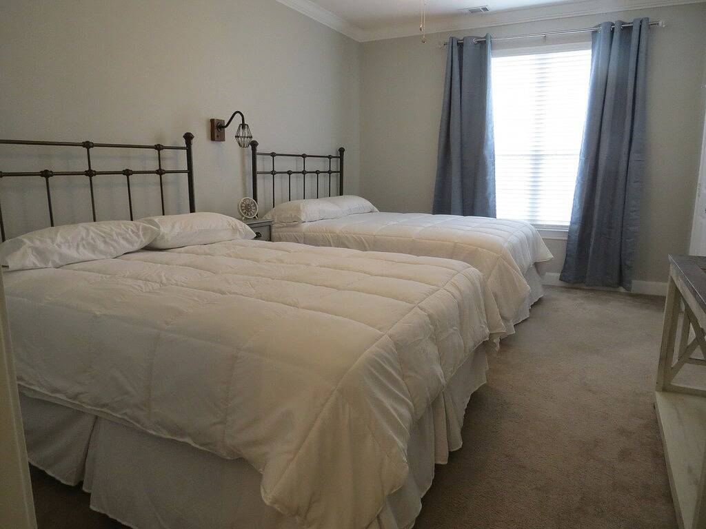 Ganze Wohnung, Schön möbliert 2 Br 2 Ba Condo in der Nähe aller Action! in Oxford (MS), Lafayette County