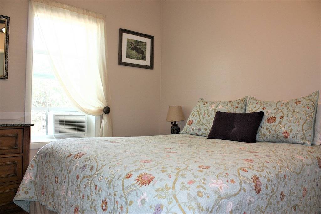 Niedliche 2 Bdrm / 1 Bath Cottage, zu Fuß in die Innenstadt, hundefreundlich, eingezäunten Hof, Terrasse in Prescott, Yavapai County