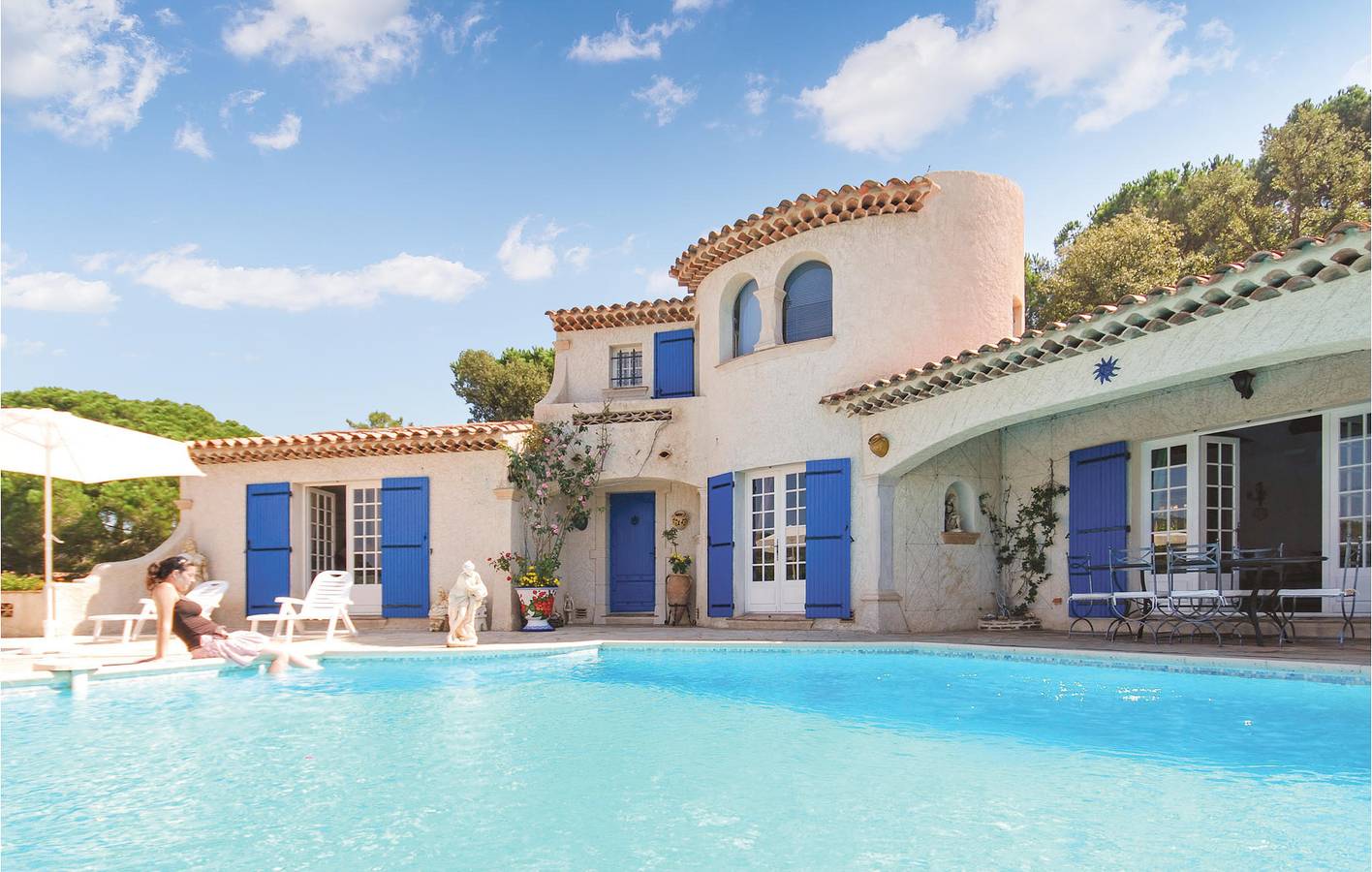 Alquiler junto a la playa: 120 m², piscina, terraza y aparcamiento in Sainte-Maxime, Costa mediterránea (Francia)