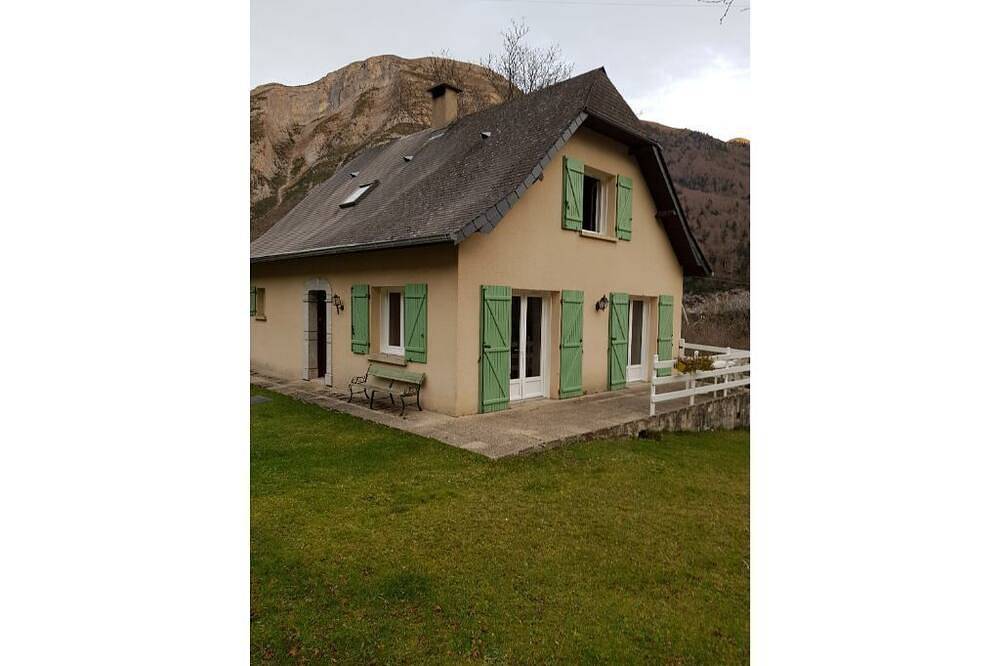 Pleasant single-storey mountain house in Laruns, Béarn