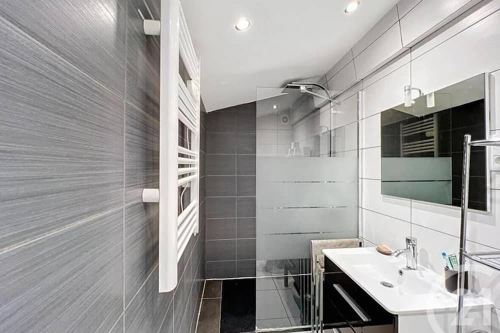 Charmante maison avec piscine in Cournon-d'Auvergne, Massif central