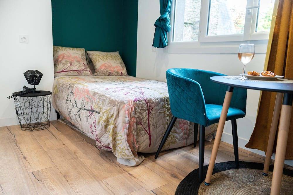 Entire apartment, A 5 min à Pieds du Château de Fougères ! Appartement Idéal Pour un Séjour in Fougères, Fougères-Vitré