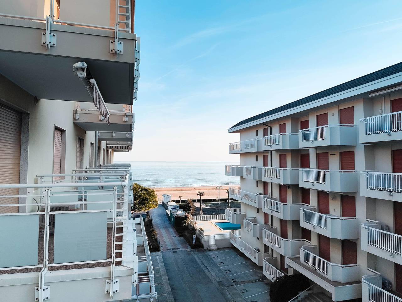 Apartamento entero, Apartamento frente a la playa con aparcamiento y TV in Lido di Jesolo, Jesolo-city