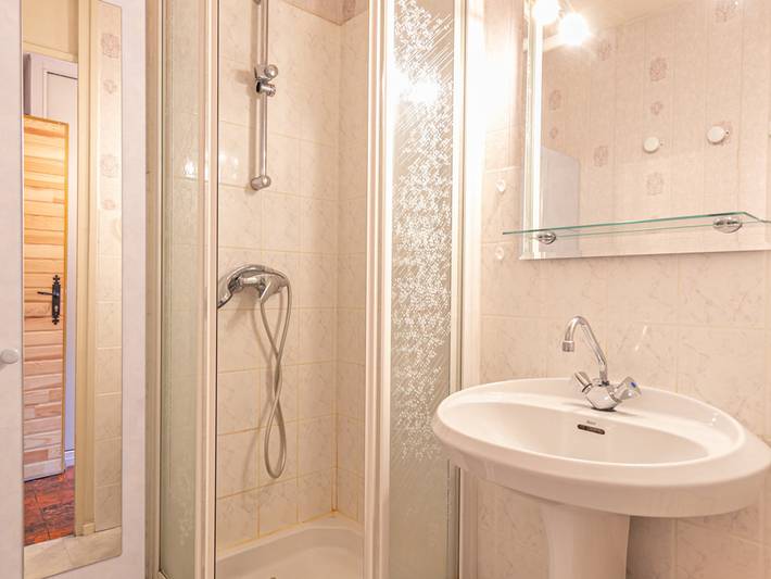 Gîte pour 3 personnes, avec balcon dans Office De Tourisme La Maison D Aussois - 4