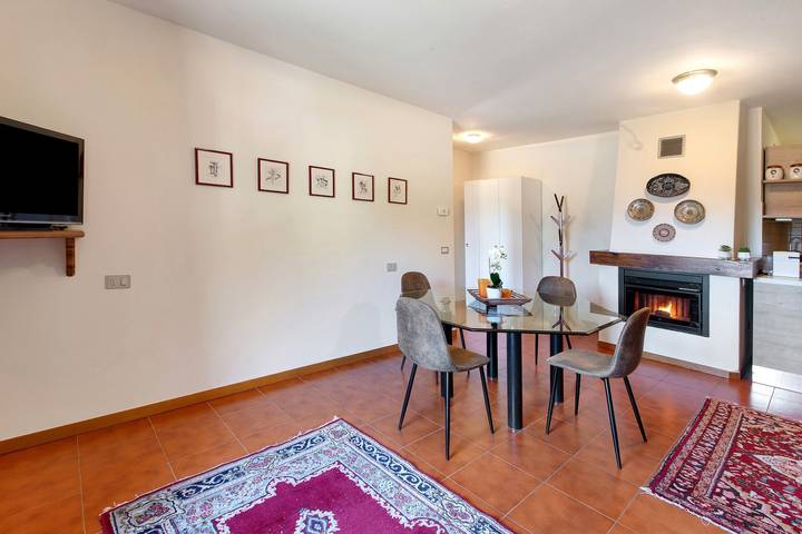 Ganze Wohnung, Apartment 'Cima De' Piazzi' mit Bergblick, Balkon und Wlan in Isolaccia, Valdidentro