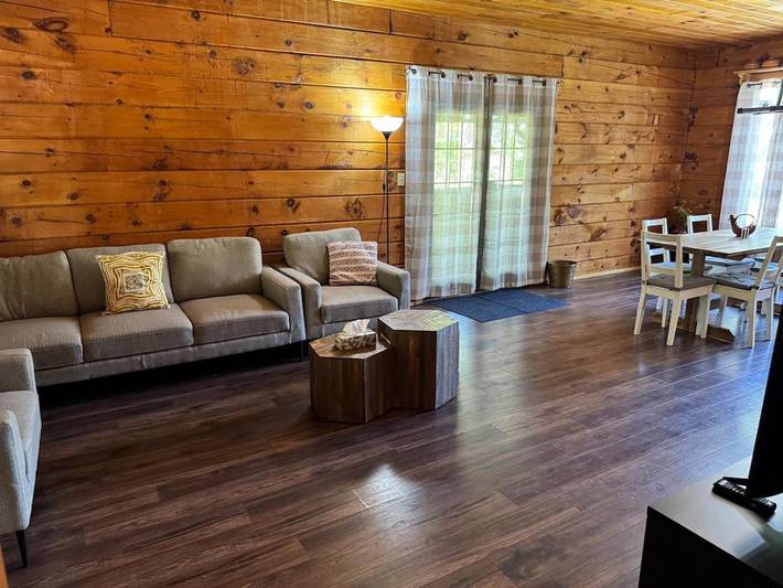 Villa pour 8 personnes, avec vue ainsi que balcon et jardin dans Canada