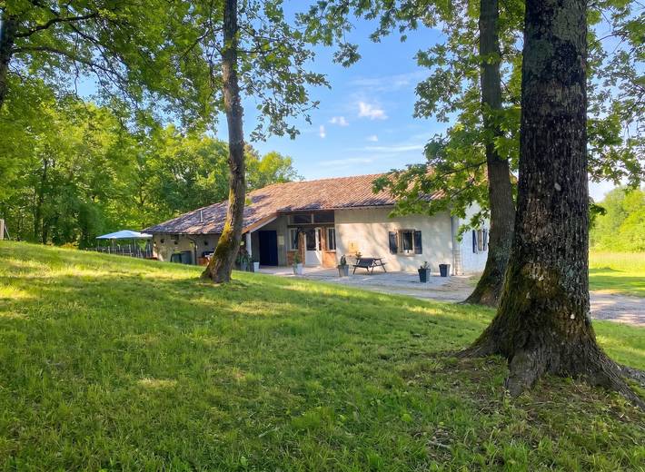 Location de vacances pour 8 personnes à Puygaillard-de-Quercy