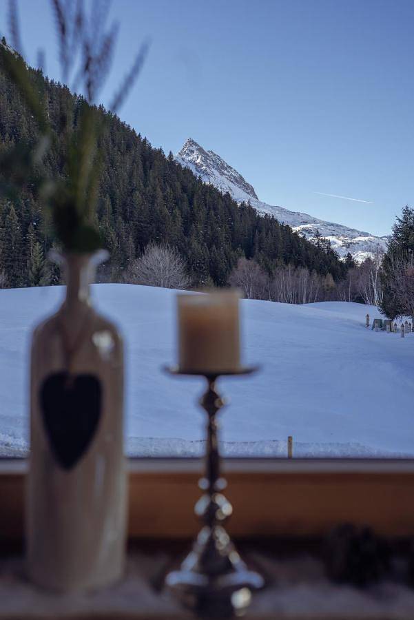 BnB für 6 Personen, mit Ausblick und Garten in Galtür