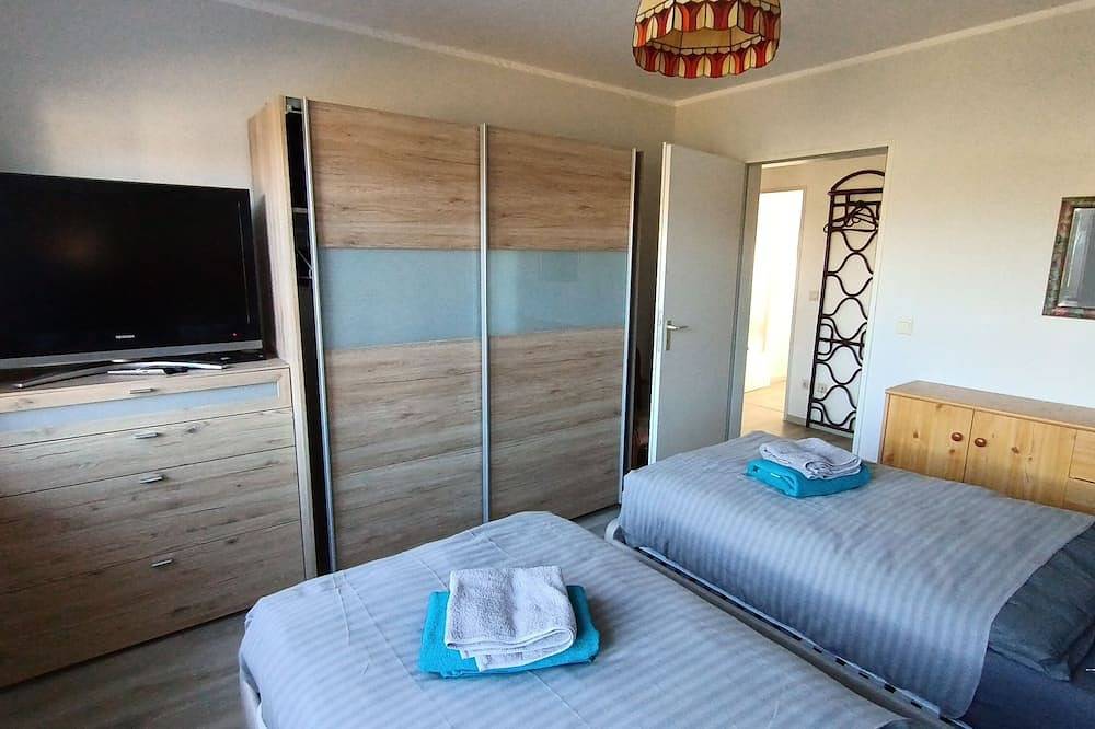 Ganze Wohnung, Sonnige Ferienwohnung für 4 Personen im Herzen Veltens am Rande Berlins in Velten, Ruppiner Seenland