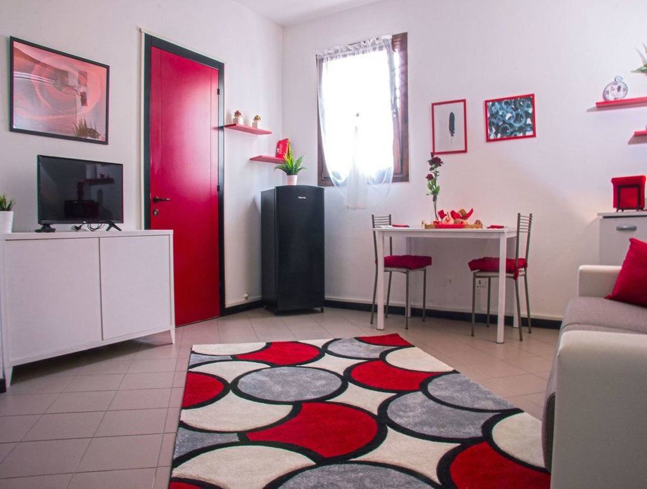 Appartamento intero, Luminoso monolocale "Le Cà De Boron Standard Relax Apartment", nel centro storico, Wi-Fi incluso in Montagnana, Provincia di Padova