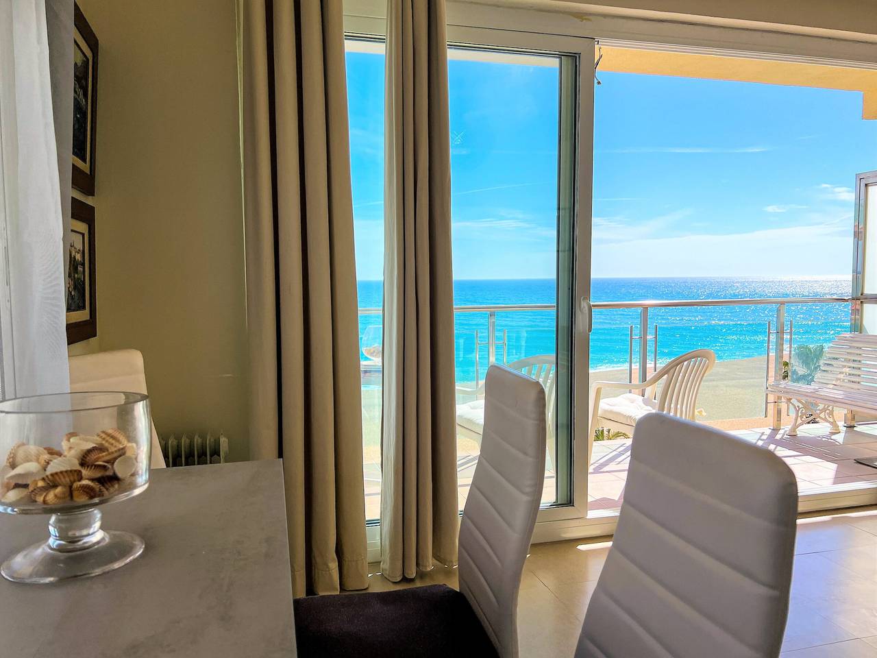 Ganze Wohnung, Wohnung in erster Strandreihe in Santa Susanna, ideal für Familien in Platja de Santa Susanna (Pineda de Mar), Santa Susanna