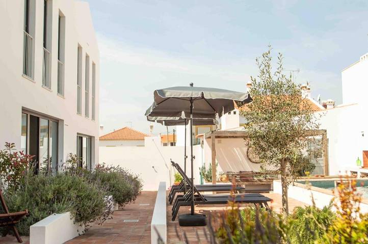 Apartamento para 4 personas, con terraza y piscina en Vila Nova de Milfontes