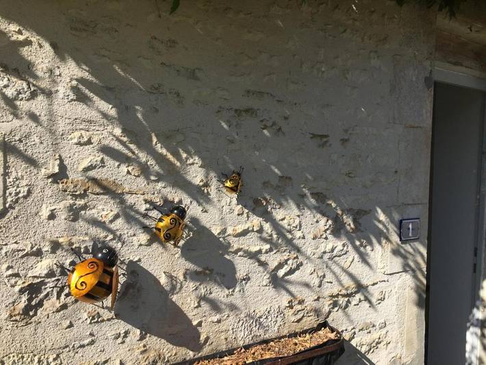 Location de vacances pour 6 personnes, avec piscine ainsi que vue et jardin, adapté aux familles à La Caillère-Saint-Hilaire - 4
