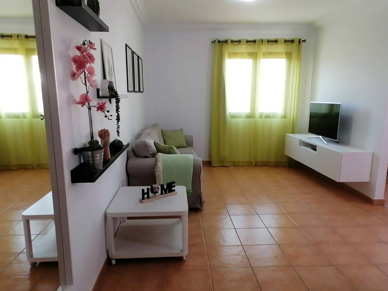 Apartamento entero, Casa Calderetas, un hogar en la distancia. in San Bartolomé, Lanzarote