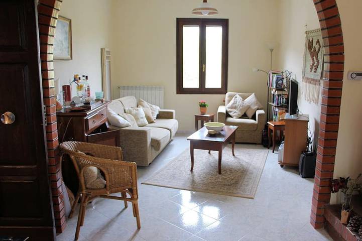 Villa idilliaca con aria condizionata e viste fantastiche.  Ideale per una vacanza tranquilla in Castiglione Messer Raimondo, Gran Sasso