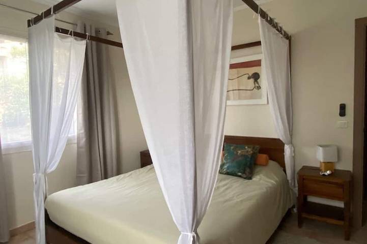 Villa confortable en el corazón de un jardín con olivos centenarios. in Calenzana, Region de Calvi