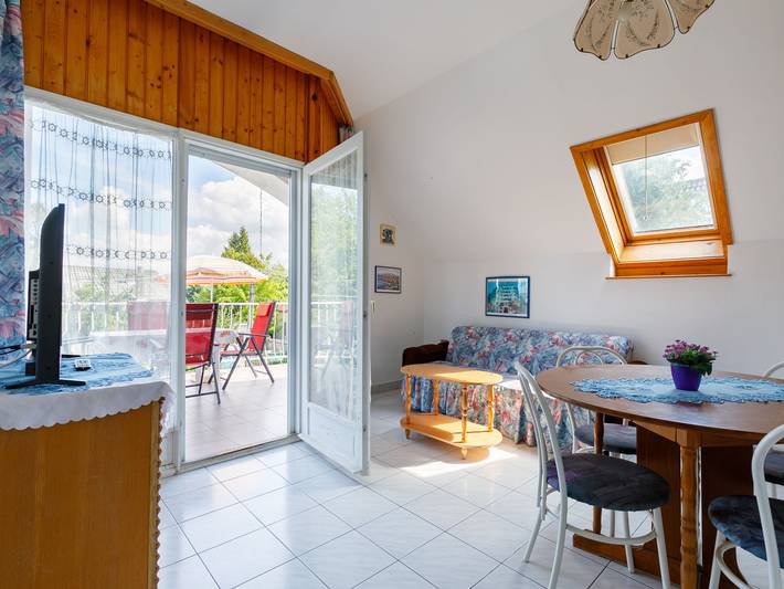 Ferienwohnung für 5 Personen, mit Balkon und Terrasse sowie Garten in Balatonboglar - 3